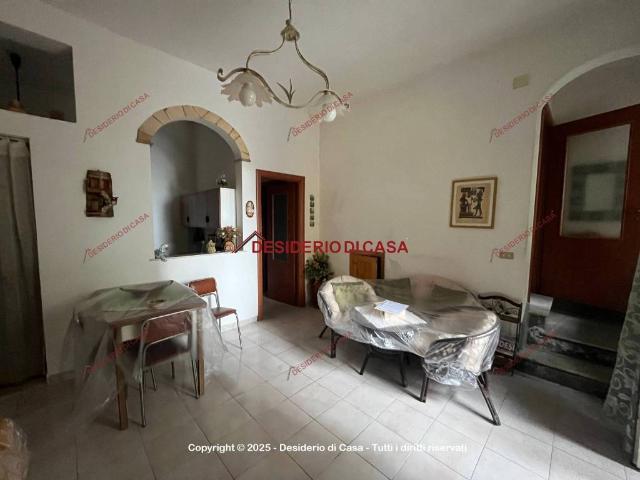 Casa indipendente in vendita a Campofelice di Roccella PA