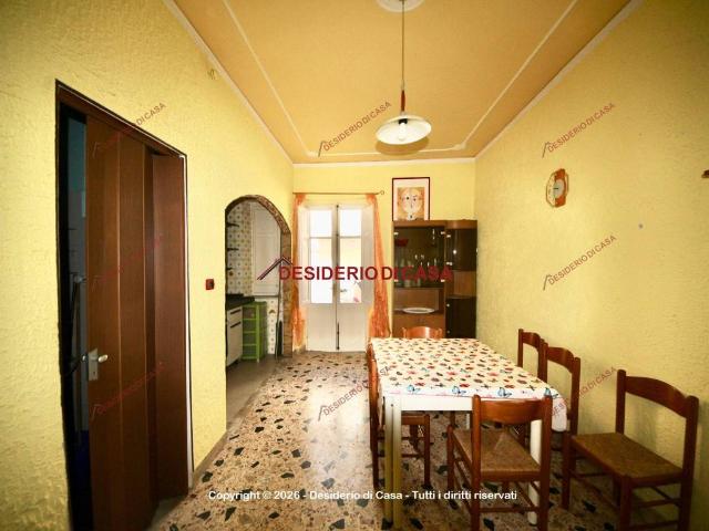 Casa indipendente in vendita a Campofelice di Roccella PA