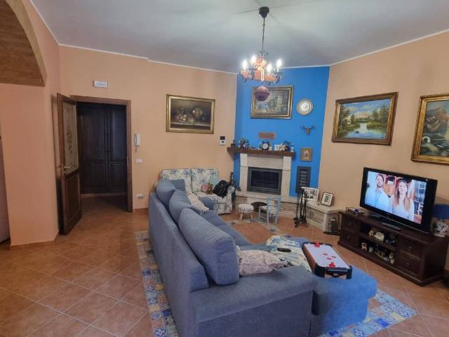 Casa indipendente in vendita a Campofiorito PA