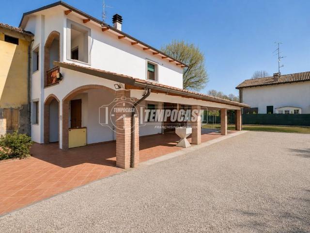 Casa indipendente in vendita a Campogalliano MO