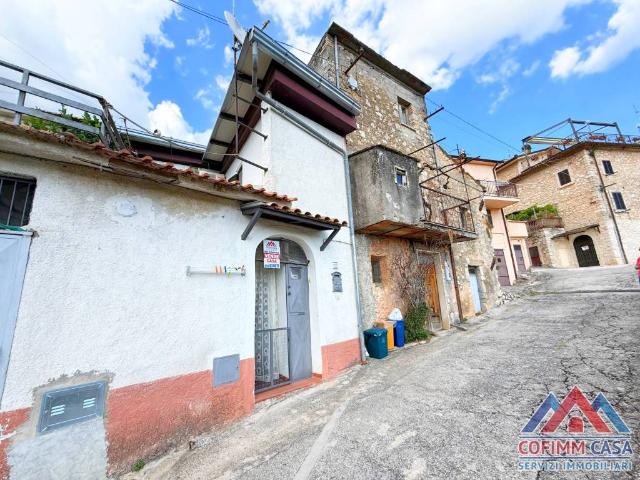 Casa indipendente in vendita a Campoli Appennino FR