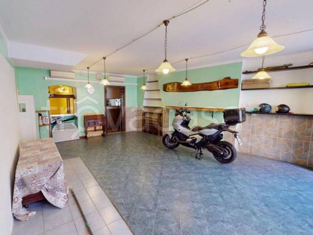 Casa indipendente in vendita a Campomorone