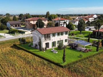 Casa indipendente in vendita a Camponogara via delle Prete, 27