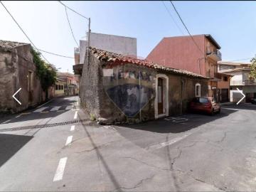 Casa indipendente in vendita a Camporotondo Etneo CT