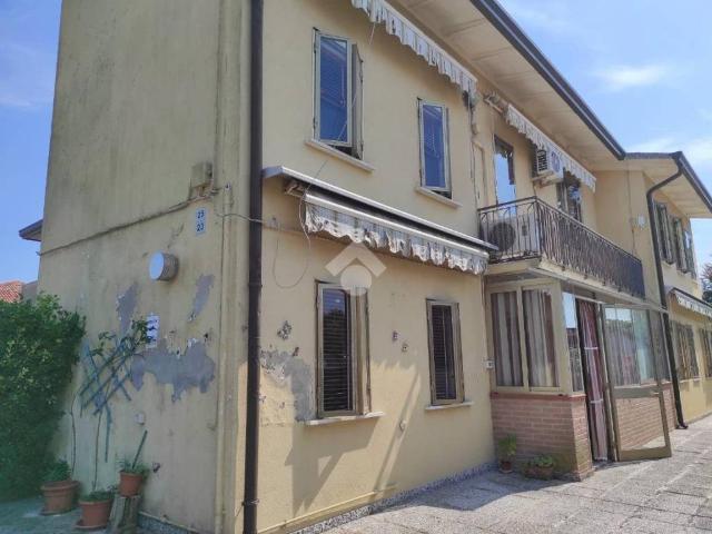 Casa indipendente in vendita a Campagna Lupia VE