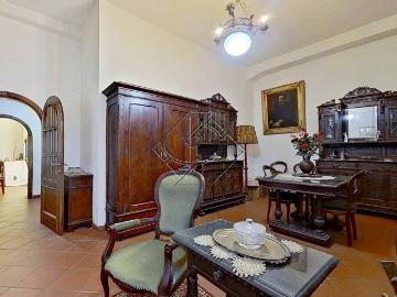 Casa indipendente in vendita a Campi Bisenzio FI