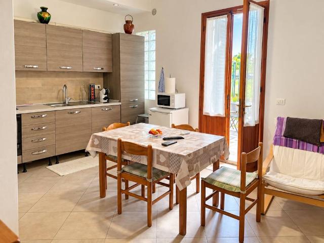 Casa indipendente in vendita a Campi Bisenzio FI