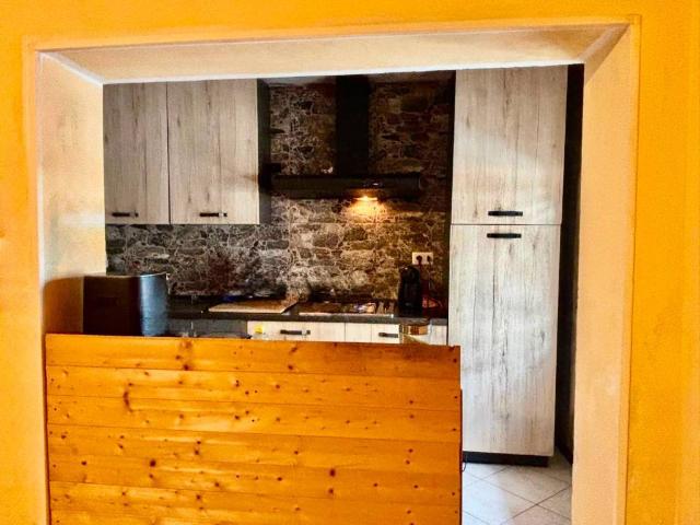 Casa indipendente in vendita a Campi Bisenzio FI