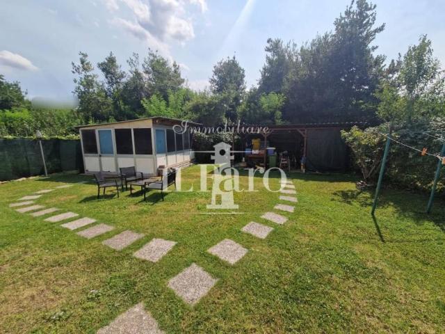 Casa indipendente in vendita a Campi Bisenzio FI