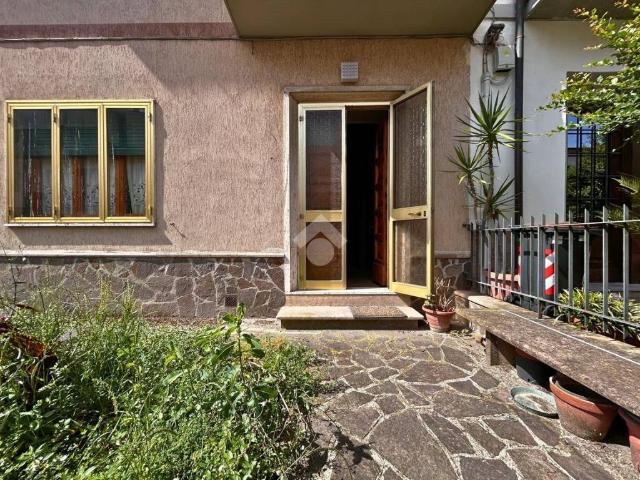 Casa indipendente in vendita a Campi Bisenzio FI