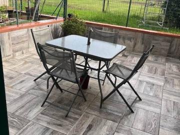 Casa indipendente in vendita a Campi Bisenzio FI
