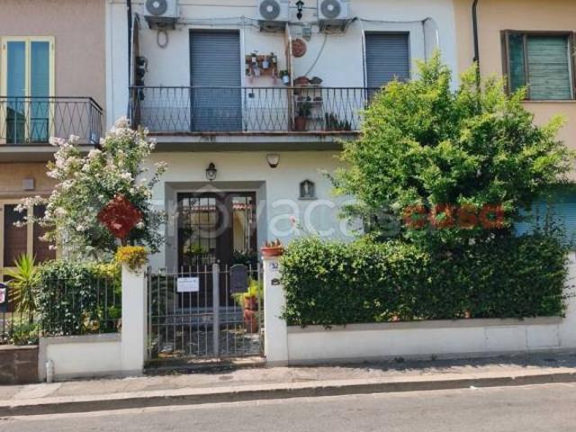 Casa indipendente in vendita a Campi Bisenzio via Don Maglioni