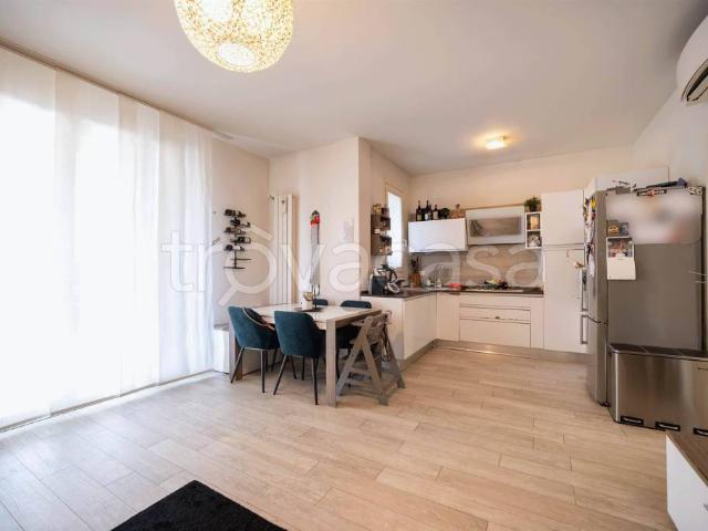 Casa indipendente in vendita a Campi Bisenzio via Erbosa, San Donnino