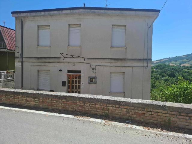 Casa indipendente in vendita a Campli TE