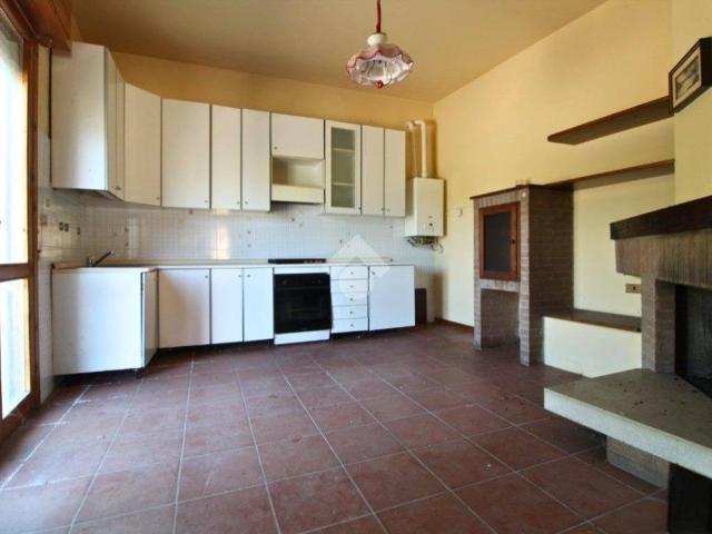 Casa indipendente in vendita a Campli TE