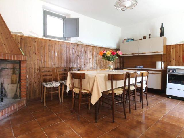 Casa indipendente in vendita a Campli TE