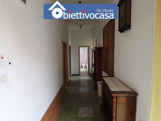 Casa indipendente in vendita a Campli TE