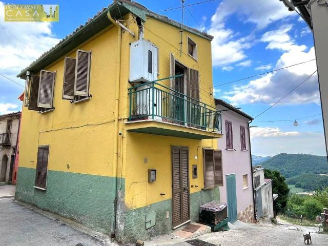 Casa indipendente in vendita a Campli TE