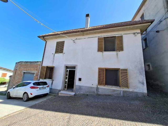 Casa indipendente in vendita a Campli TE
