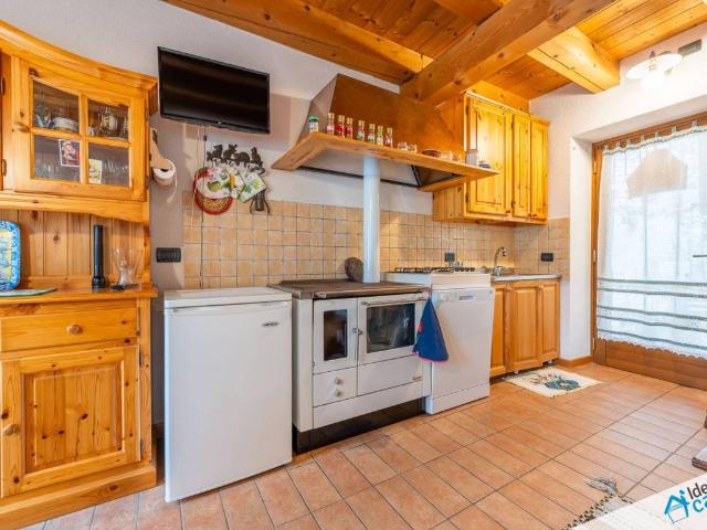 Casa indipendente in vendita a Canal San Bovo TN