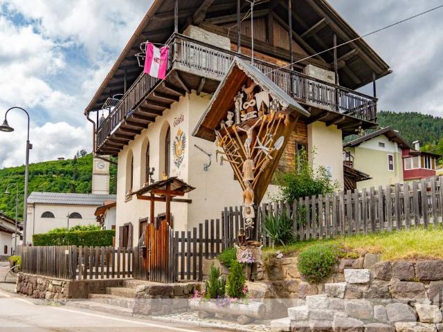 Casa indipendente in vendita a Canal San Bovo TN
