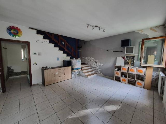 Casa indipendente in vendita a Canaro RO