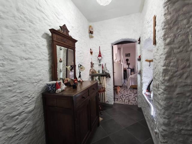 Casa indipendente in vendita a Candelo BI