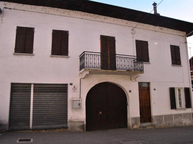 Casa indipendente in vendita a Candia Canavese TO