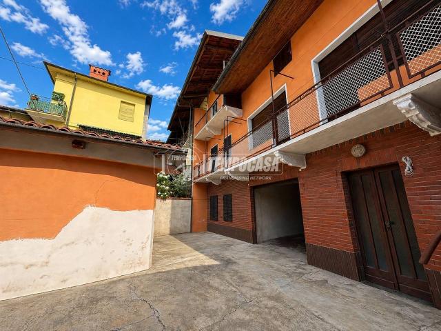Casa indipendente in vendita a Candia Canavese