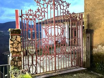 Casa indipendente in vendita a Candida AV