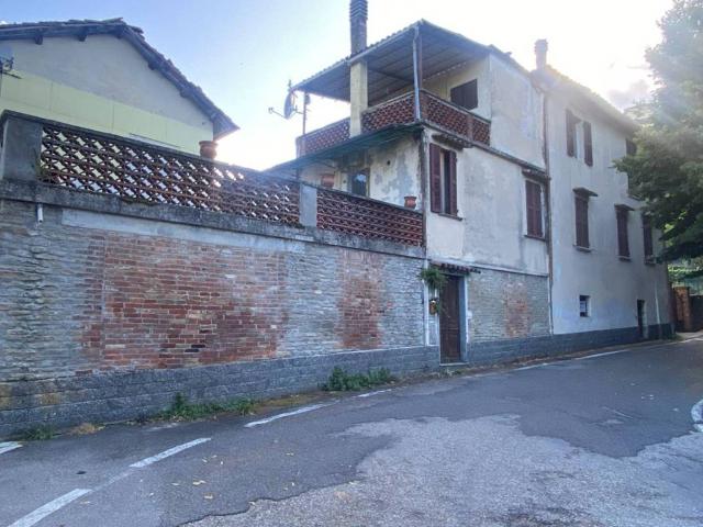 Casa indipendente in vendita a Canelli AT