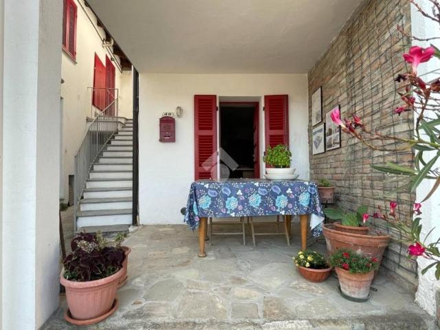 Casa indipendente in vendita a Canelli AT