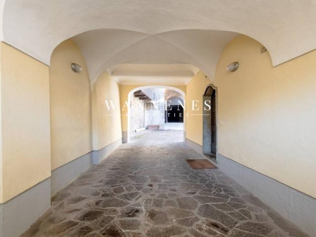 Casa indipendente in vendita a Canelli AT