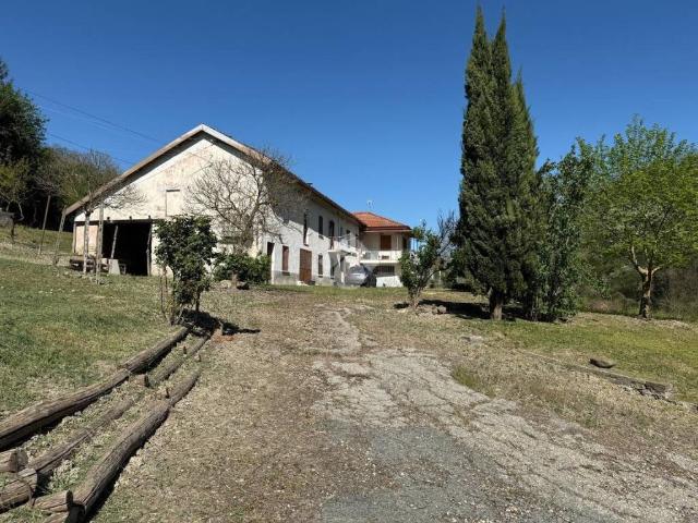 Casa indipendente in vendita a Canelli AT