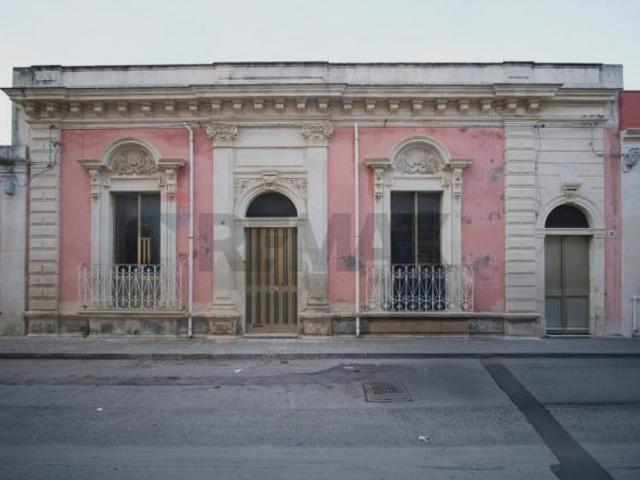 Casa Indipendente in vendita a Canicattini Bagni