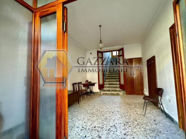 Casa indipendente in vendita a Canicattini Bagni, Centro