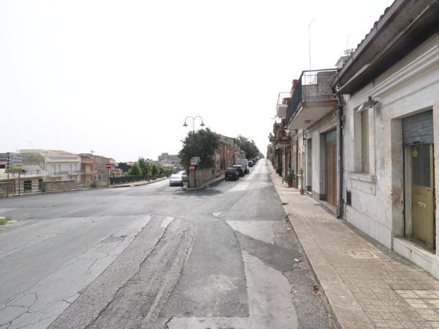 Casa indipendente in vendita a Canicattini Bagni SR