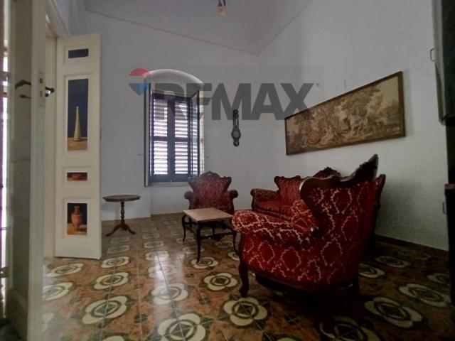 Casa indipendente in vendita a Canicattini Bagni SR