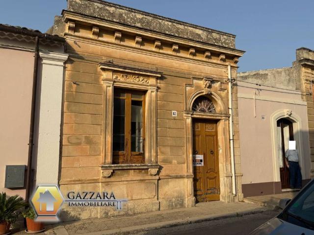 Casa indipendente in vendita a Canicattini Bagni SR