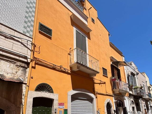 Casa indipendente in vendita a Canosa di Puglia