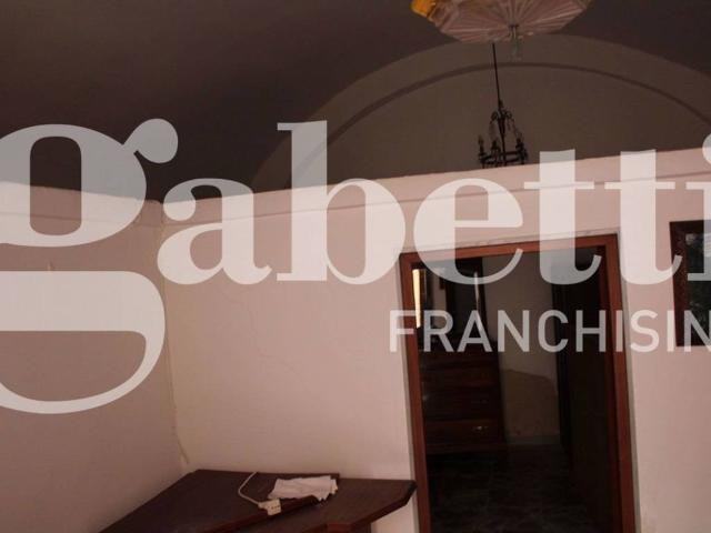 Casa indipendente in vendita a Canosa di Puglia BT