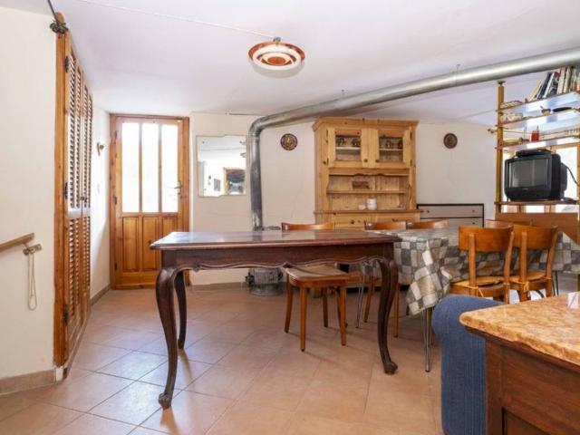 Casa indipendente in vendita a Canosio CN