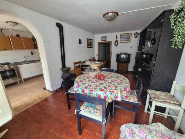Casa indipendente in vendita a Canossa RE