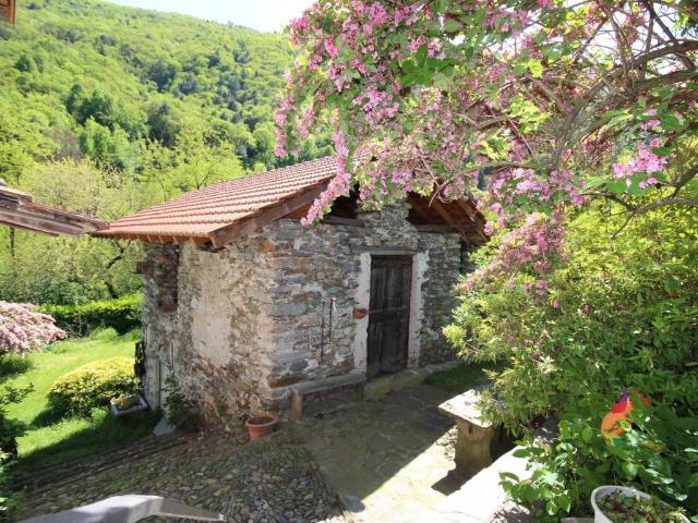 Casa indipendente in vendita a Cannobio VB