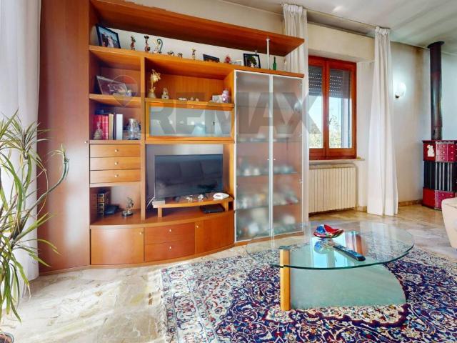 Casa indipendente in vendita a Cannara PG