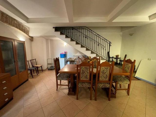 Casa indipendente in vendita a Cannara PG
