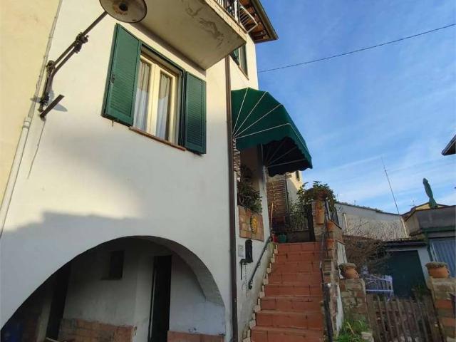 Casa indipendente in vendita a Cannara PG