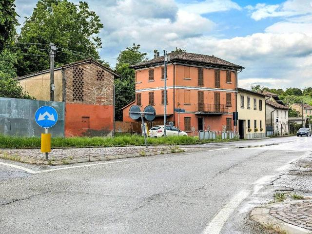 Casa indipendente in vendita a Canneto Pavese PV