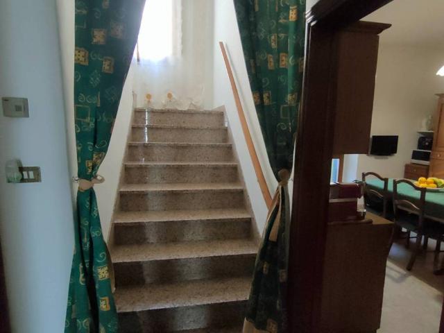 Casa indipendente in vendita a Cantagallo PO