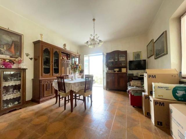 Casa indipendente in vendita a Cantalice RI